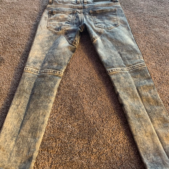 Jeans - Picture 2 of 2